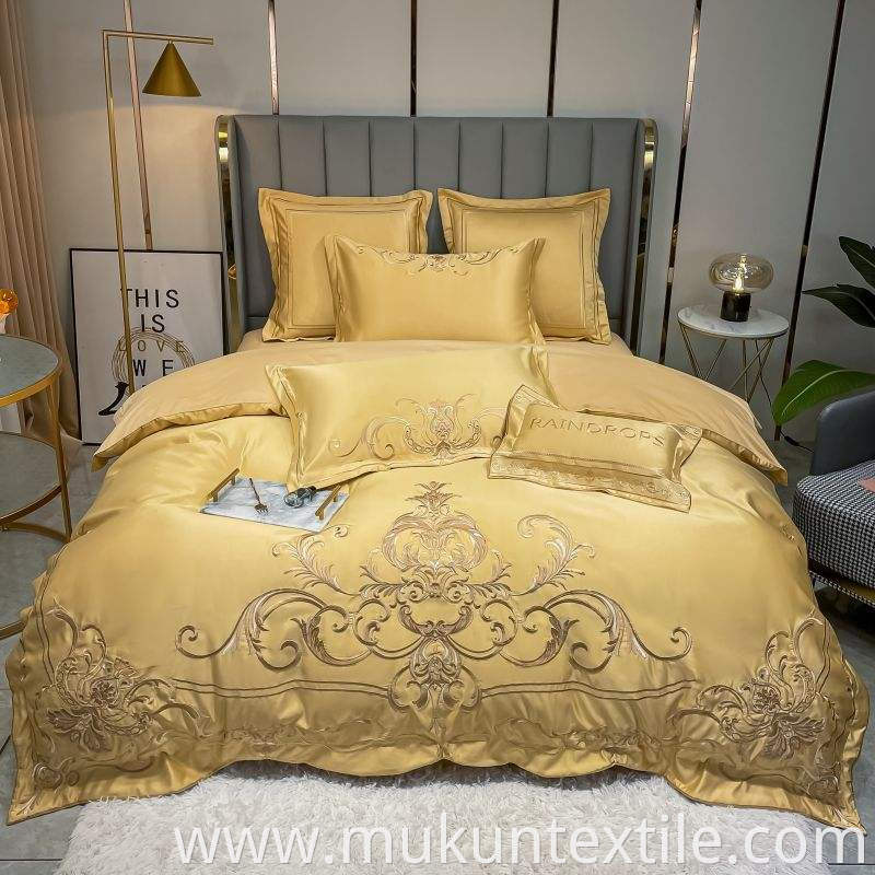  Cotton Embroidery Bedding Set